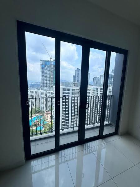 Kediaman Servis untuk Dijual di Sunway Avila Residences - Gilbert Hor - Balcony - PropertyGuru.com.my