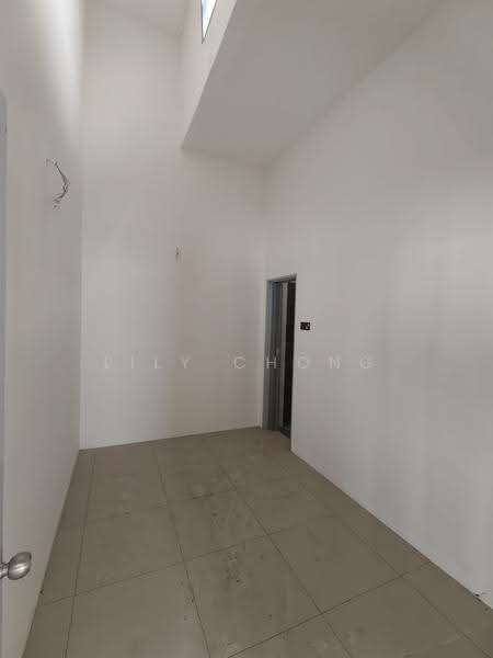 Semi-Detached House for Sale in Bandar Seri Botani (Ipoh) - Lily Chong - Bedroom - PropertyGuru.com.my