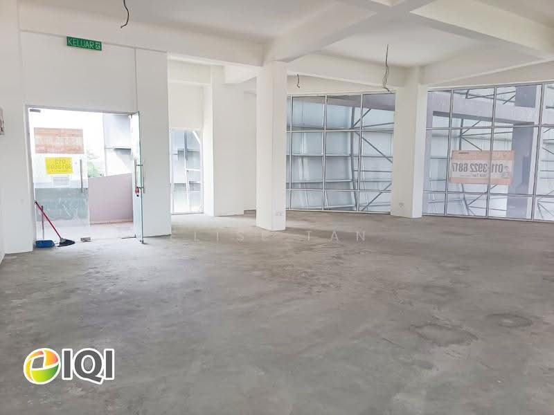Shop / Office untuk Disewa di Taman Pauh Jaya (Perai) - Elise Tan - Entrance - PropertyGuru.com.my