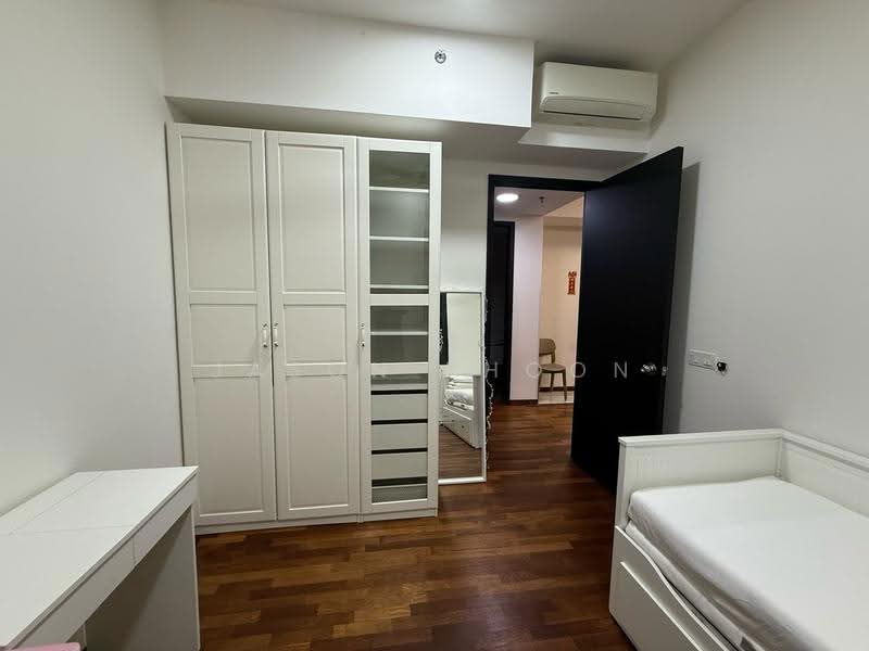 Kediaman Servis untuk Dijual di The Tamarind - Jason Phoon - Bedroom - PropertyGuru.com.my