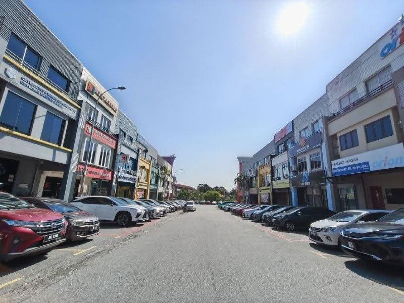 Shop / Office for Sale in Klang (Selangor) - Nor Khafadzah - Exterior - PropertyGuru.com.my
