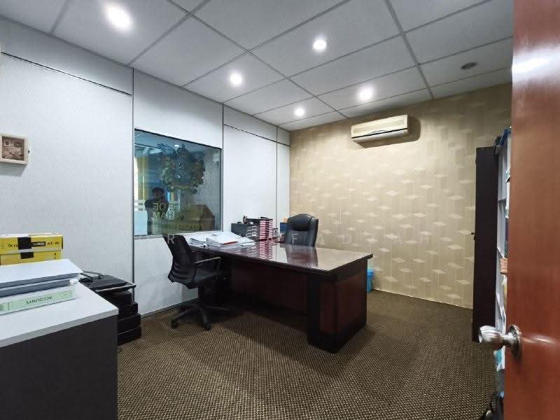 Shop / Office for Sale in Klang (Selangor) - Nor Khafadzah - Study - PropertyGuru.com.my