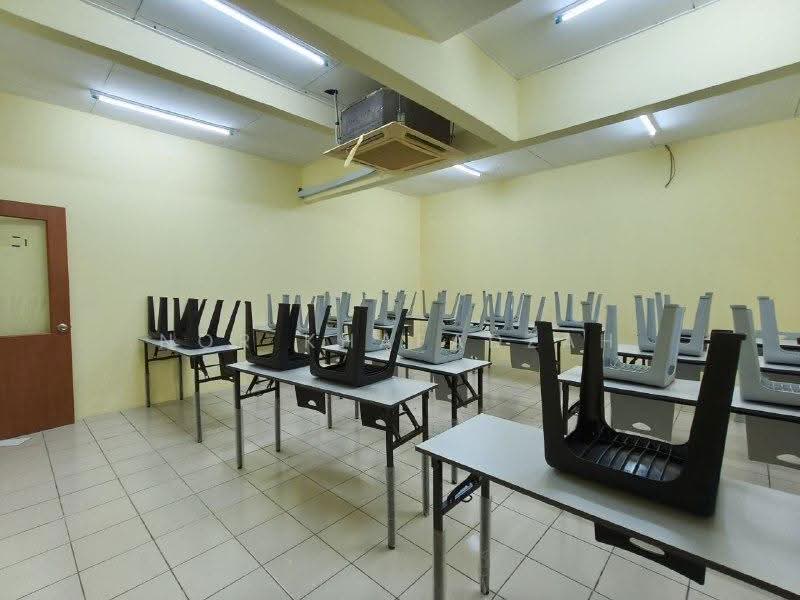 Shop / Office for Sale in Klang (Selangor) - Nor Khafadzah - Interior - PropertyGuru.com.my
