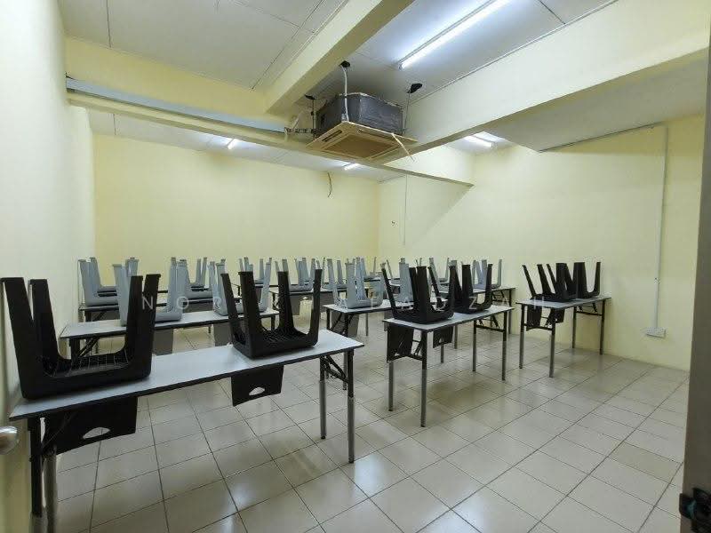 Shop / Office for Sale in Klang (Selangor) - Nor Khafadzah - Interior - PropertyGuru.com.my