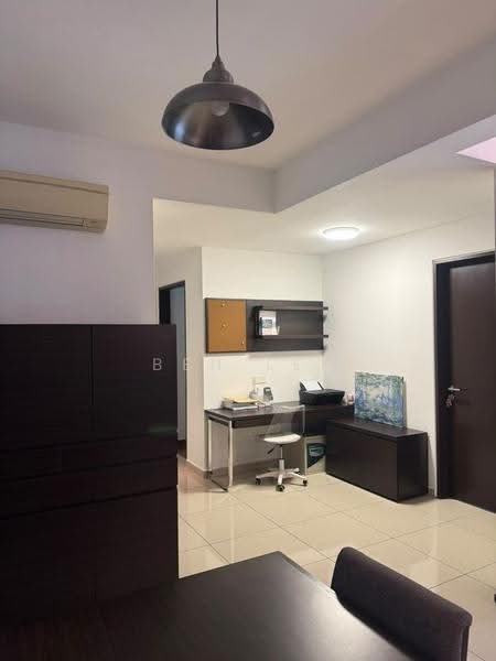 Pangsapuri untuk Dijual di Molek Pine 3 - Ben Lee - Study - PropertyGuru.com.my