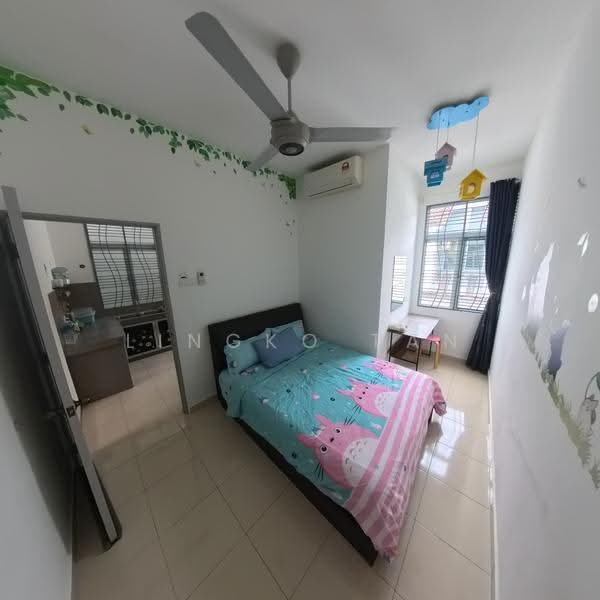 Rumah Bandar untuk Disewa di Sitiawan (Perak) - Lingko Tan - Bedroom - PropertyGuru.com.my