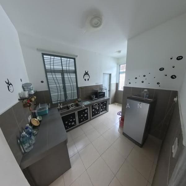 Rumah Bandar untuk Disewa di Sitiawan (Perak) - Lingko Tan - Kitchen - PropertyGuru.com.my