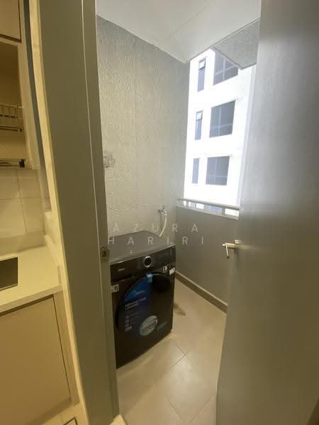 Kediaman Servis untuk Disewa di The Era @ Duta North - Azura Hariri - Balcony - PropertyGuru.com.my