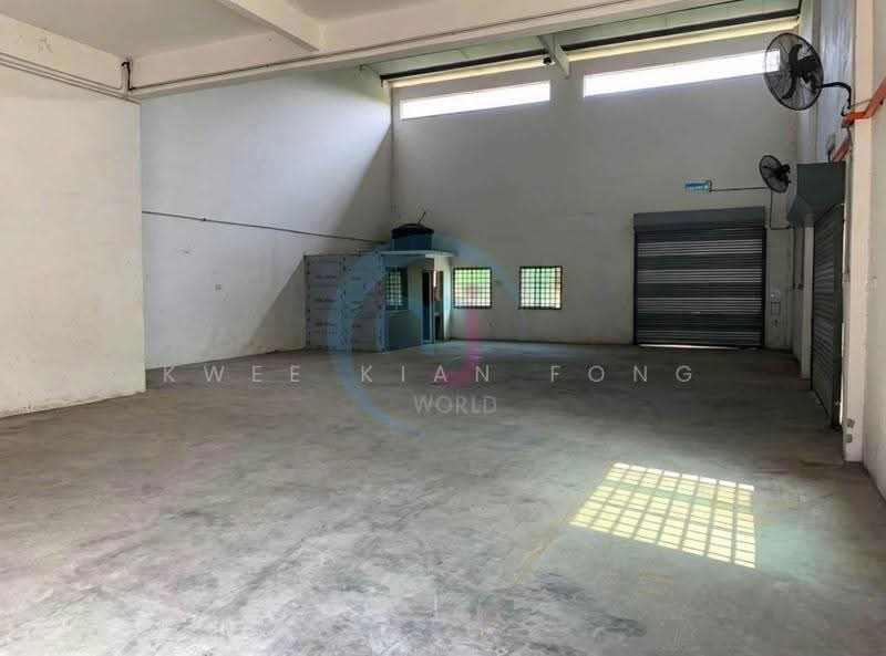 Warehouse for Rent in Kuantan (Pahang) - Kwee Kian Fong - Interior - PropertyGuru.com.my