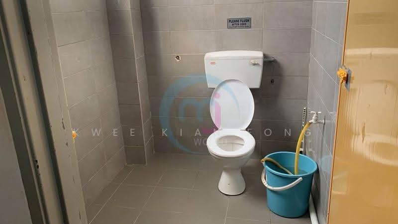 Warehouse for Rent in Kuantan (Pahang) - Kwee Kian Fong - Bathroom - PropertyGuru.com.my