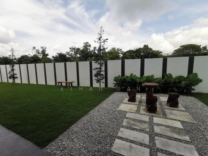 Rumah Teres 2-Tingkat untuk Dijual di Taman Impian Emas (Skudai) - Ethan Gan - Garden - PropertyGuru.com.my