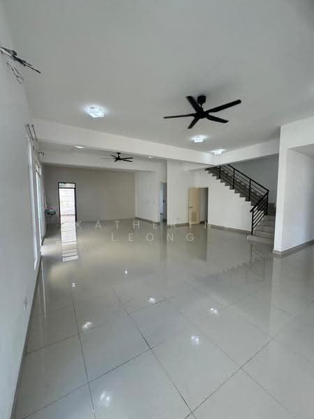 Semi-Detached House for Rent in Rawang (Selangor) - Katherine Leong - Living Room - PropertyGuru.com.my