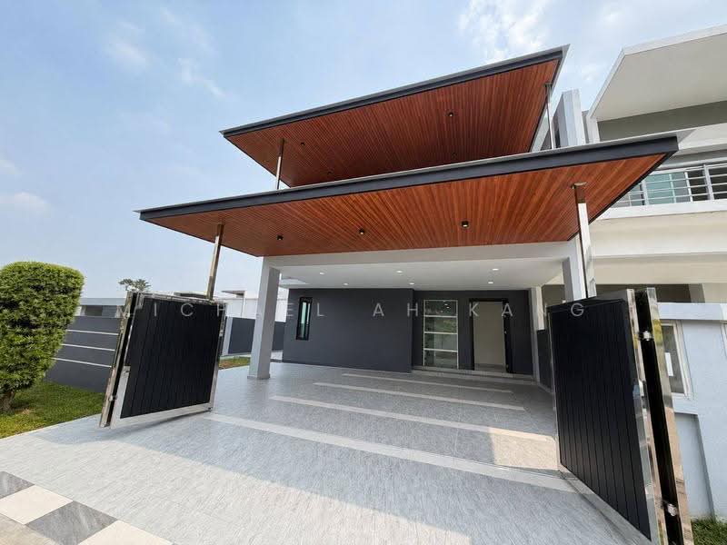 Semi-Detached House for Sale in Taman Mount Austin (Tebrau) - Michael Ah Kang - Exterior - PropertyGuru.com.my