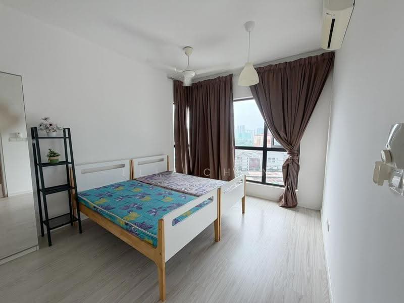 Kediaman Servis untuk Dijual di Three33 Residence - Eliz Chan - Bedroom - PropertyGuru.com.my