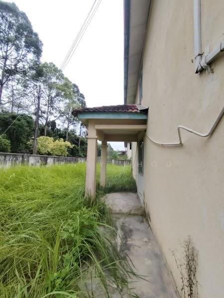 Rumah Teres 2-Tingkat untuk Dijual di Bukit Beruntung (Serendah) - Jenny Khoo - Exterior - PropertyGuru.com.my