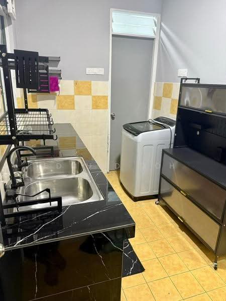 Pangsapuri untuk Disewa di Mentari Court - Edmund Goh - Kitchen - PropertyGuru.com.my
