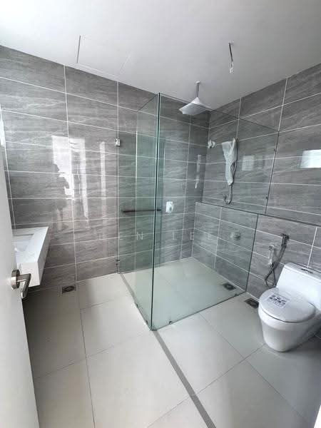 Semi-Detached House for Sale in Ulu Tiram (Johor) - Ben Lee - Bathroom - PropertyGuru.com.my