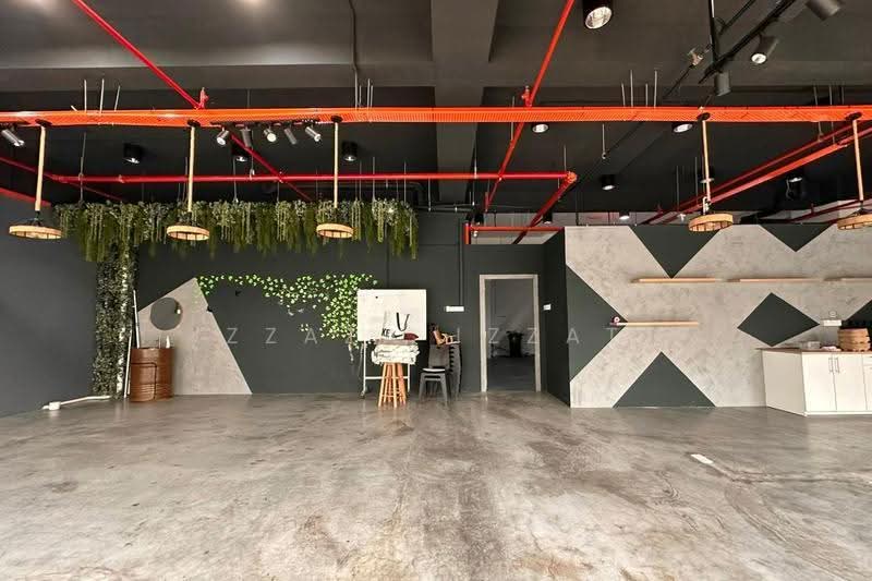 Shop / Office untuk Disewa di Bukit Jelutong (Shah Alam) - Izzaza Izzati - Interior - PropertyGuru.com.my
