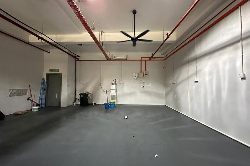 Shop / Office untuk Disewa di Bukit Jelutong (Shah Alam) - Izzaza Izzati - Interior - PropertyGuru.com.my