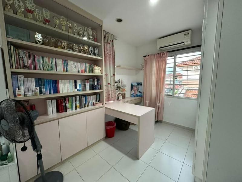 2-storey Terraced House for Sale in Taman Setia Indah (Tebrau) - William Tay - Study - PropertyGuru.com.my