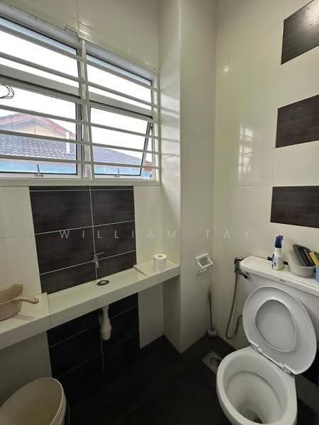 2-storey Terraced House for Sale in Taman Setia Indah (Tebrau) - William Tay - Bathroom - PropertyGuru.com.my