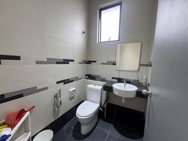 Cluster Factory for Sale in Eco Business Park 1 (Johor Bahru) - William Tay - Bathroom - PropertyGuru.com.my
