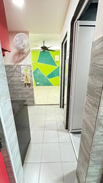 Apartment for Sale at Enggang Apartment - ITA AHMAT - Interior - PropertyGuru.com.my
