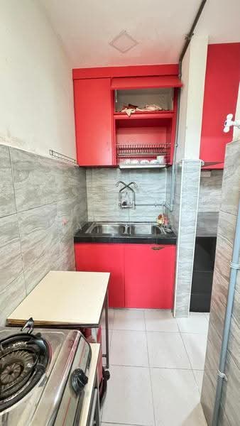 Apartment for Sale at Enggang Apartment - ITA AHMAT - Kitchen - PropertyGuru.com.my