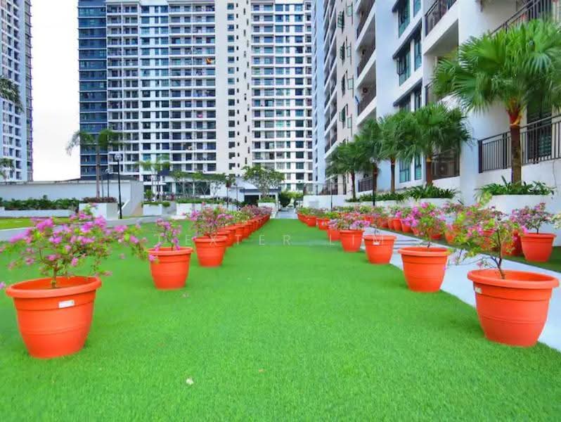 Kediaman Servis untuk Dijual di The Garden Residences - Dexter Lim - Exterior - PropertyGuru.com.my