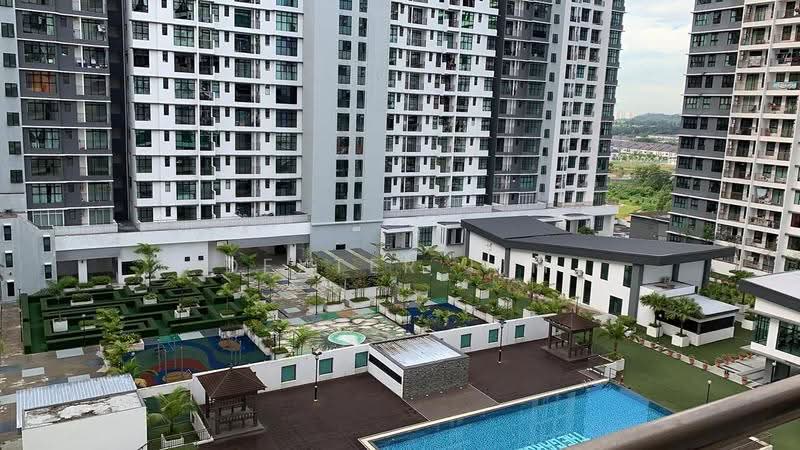 Kediaman Servis untuk Dijual di The Garden Residences - Dexter Lim - Exterior - PropertyGuru.com.my