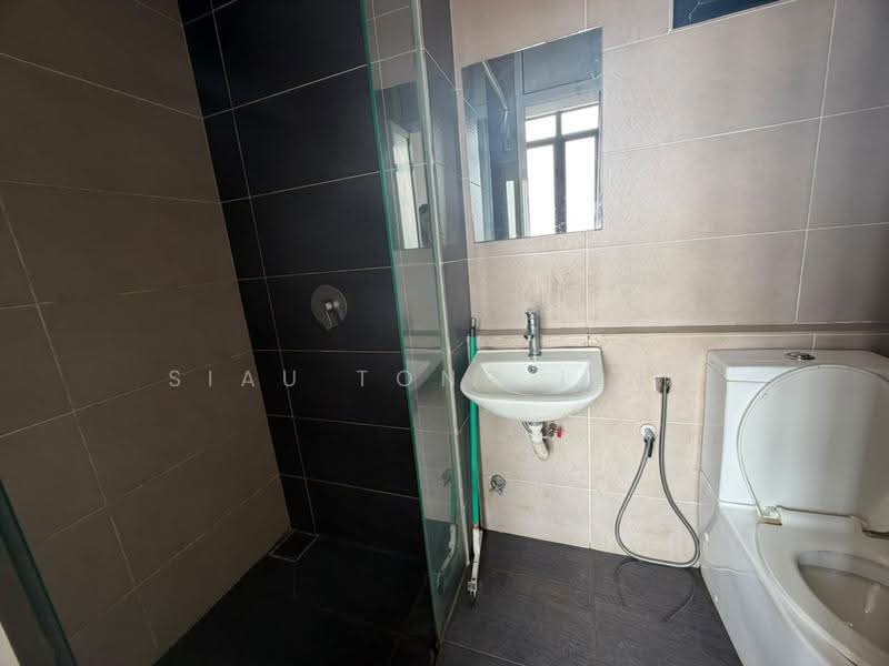 Kediaman Servis untuk Disewa di D'Pristine - Siau Tong Ling - Bathroom - PropertyGuru.com.my