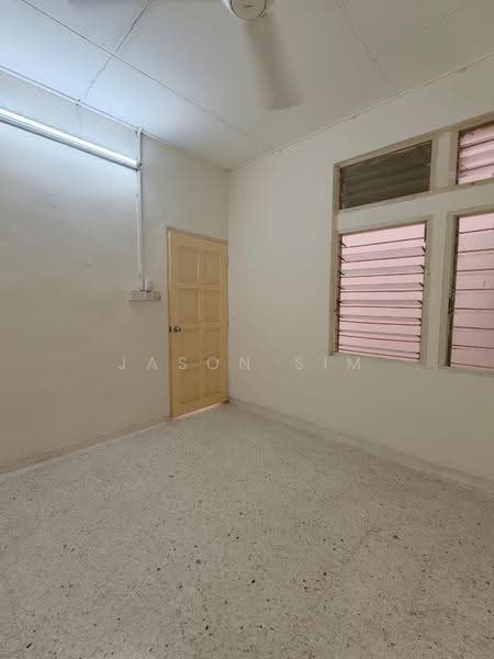 1-storey Terraced House for Sale in Taman Pelangi (Johor Bahru) - Jason Sim - Interior - PropertyGuru.com.my