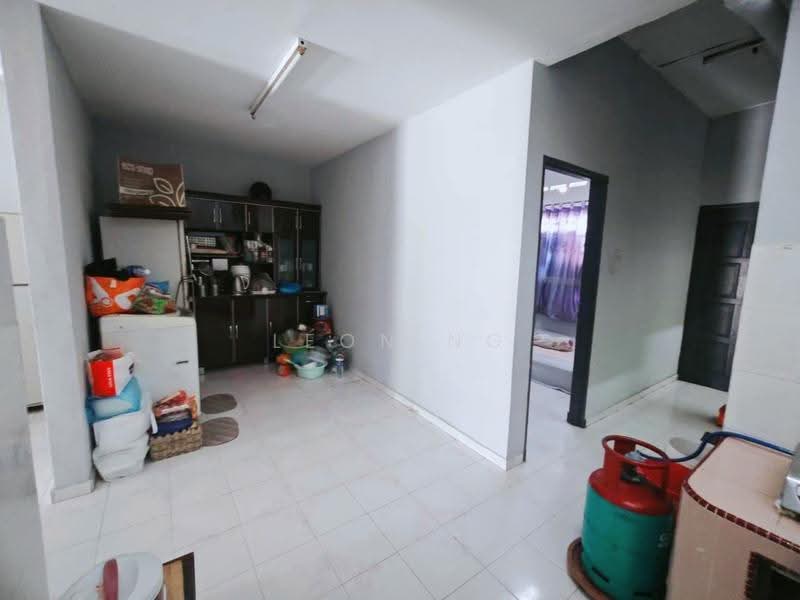 1-storey Terraced House for Sale in Skudai (Johor) - Leon Ng - Kitchen - PropertyGuru.com.my