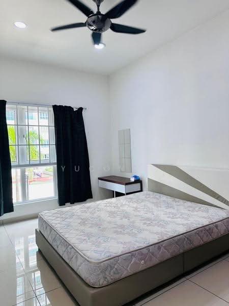 Service Residence for Sale at Seasons Amara Larkin - Yucong . - Bedroom - PropertyGuru.com.my