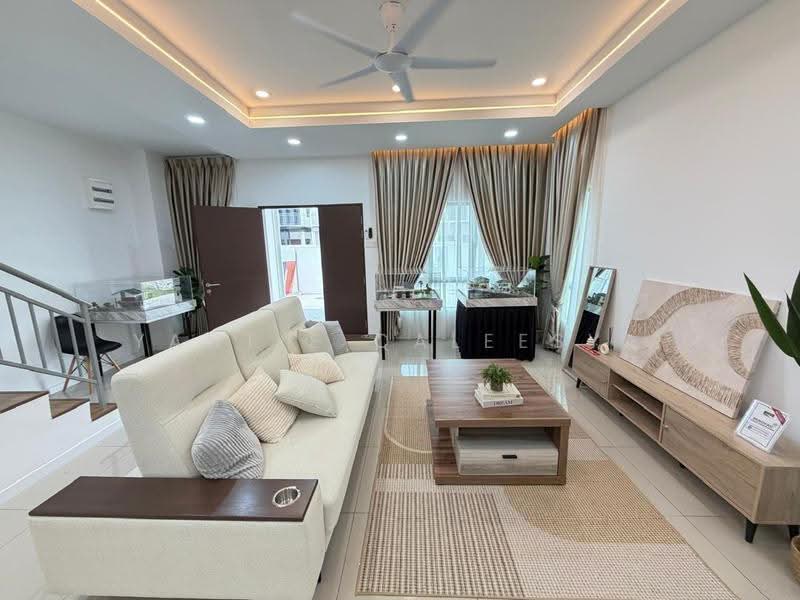 2-storey Terraced House for Sale in Dengkil (Selangor) - Yantie Qaleesya - Living Room - PropertyGuru.com.my