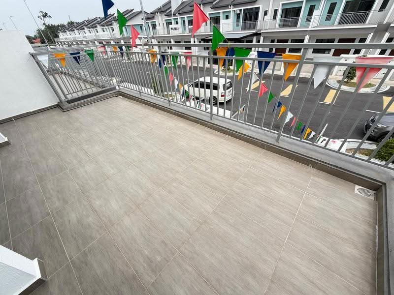 2-storey Terraced House for Sale in Dengkil (Selangor) - Yantie Qaleesya - Balcony - PropertyGuru.com.my