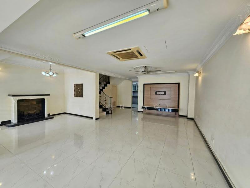 Rumah Teres 2-Tingkat untuk Dijual di Usj 3a (Subang Jaya) - Jason Ooi - Living Room - PropertyGuru.com.my