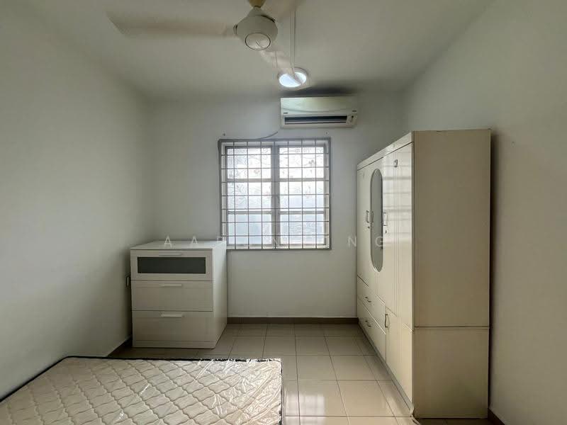 Kondominium untuk Disewa di Genting Court Condominium - Aaron Ong - Bedroom - PropertyGuru.com.my