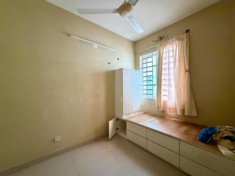 Rumah Teres 3-Tingkat untuk Dijual di 2 Permai (Tanjung Bungah) - Ping Koay - Bedroom - PropertyGuru.com.my
