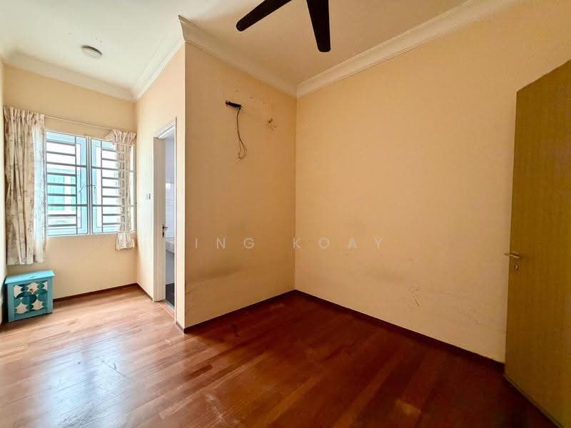 Rumah Teres 3-Tingkat untuk Dijual di 2 Permai (Tanjung Bungah) - Ping Koay - Bedroom - PropertyGuru.com.my