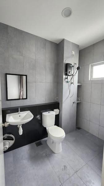 2-storey Terraced House for Rent in Bandar Gamuda Gardens (Rawang) - Alan Chin - Bathroom - PropertyGuru.com.my