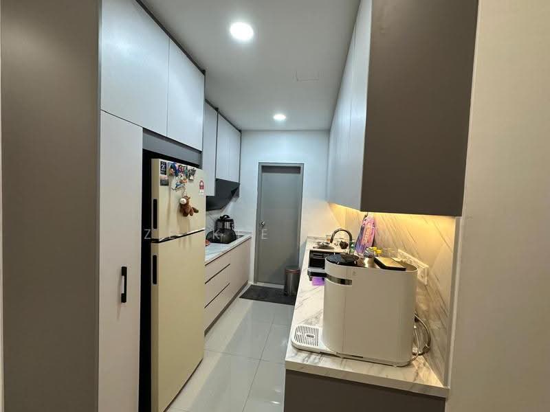 Condominium for Sale at The Wharf Residence - ZE KEE CHIN - Kitchen - PropertyGuru.com.my