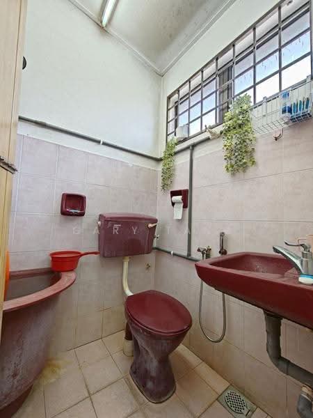 Rumah Teres 1-Tingkat untuk Dijual di Taman Pertama (Ipoh) - Gary Tang - Bathroom - PropertyGuru.com.my
