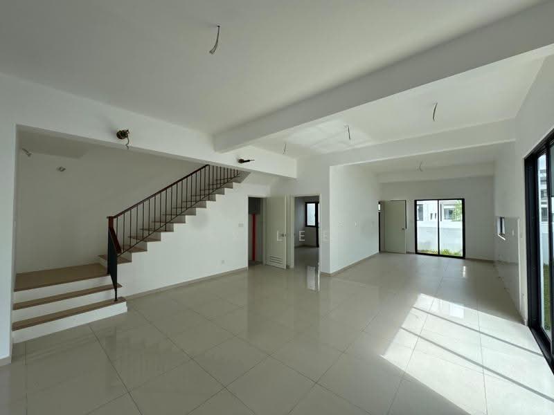 2-storey Terraced House for Sale in Bandar Gamuda Cove (Dengkil) - SY Lee - Living Room - PropertyGuru.com.my