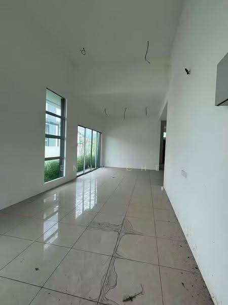 Semi-Detached House for Sale in Ipoh (Perak) - PENNY CHEN - Living Area - PropertyGuru.com.my