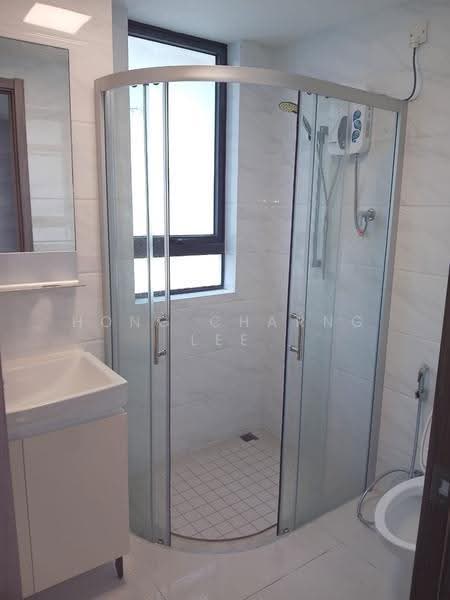 Condominium for Rent at Ataraxia Park @ Forest City - Hong Charng Lee - Bathroom - PropertyGuru.com.my