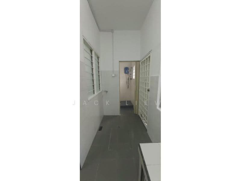 Rumah Teres 2-Tingkat untuk Disewa di Batu Caves (Selangor) - Jack Liew - Bathroom - PropertyGuru.com.my