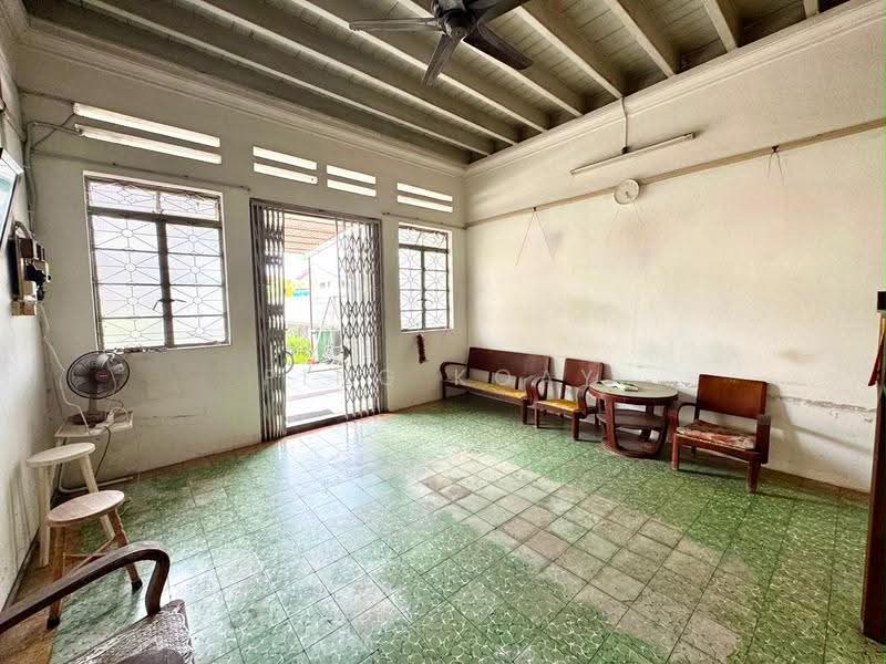 Rumah Teres 2-Tingkat untuk Dijual di Pulau Tikus (Penang) - Ping Koay - Living Room - PropertyGuru.com.my