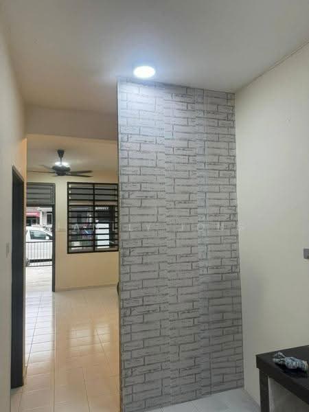 2-storey Terraced House for Sale in Mutiara Rini (Skudai) - Janlly Jong - Entrance - PropertyGuru.com.my