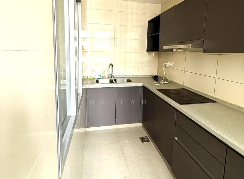 Kondominium untuk Disewa di Lakefront Residence - HL Lau - Kitchen - PropertyGuru.com.my